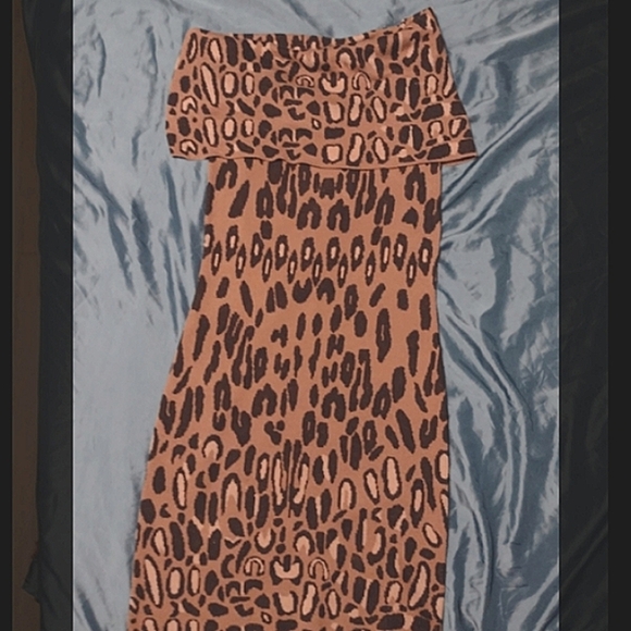 Wear It 3 Different Ways! Jessica Simpson Cheetah Print Dress - Picture 2 of 4